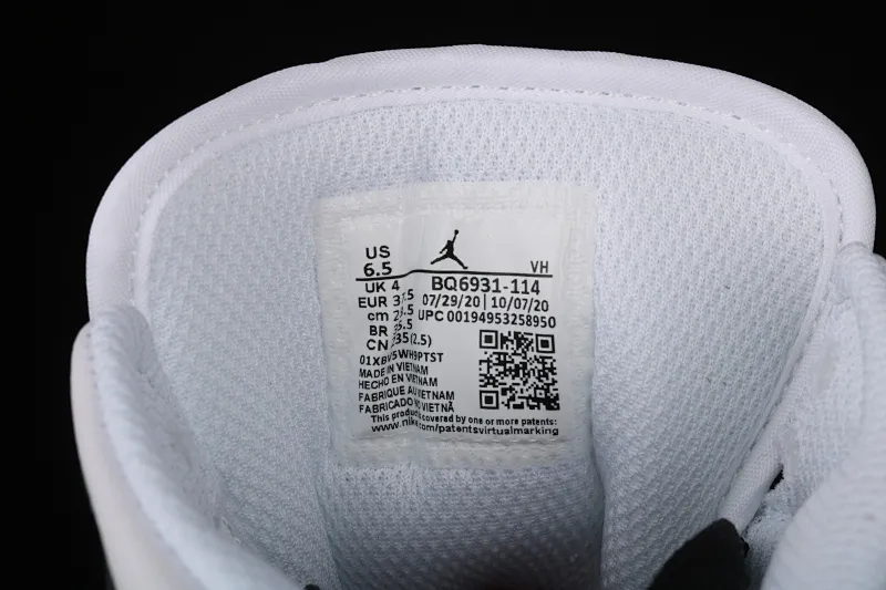 All categories Air Jordan Jordan series basketball shoes Air Jordan 1 Mid Air Jordan 1 Mid SE AJ1 Joe 1 naked eye 3D limited edition Chinese basketball shoes BQ6931-114